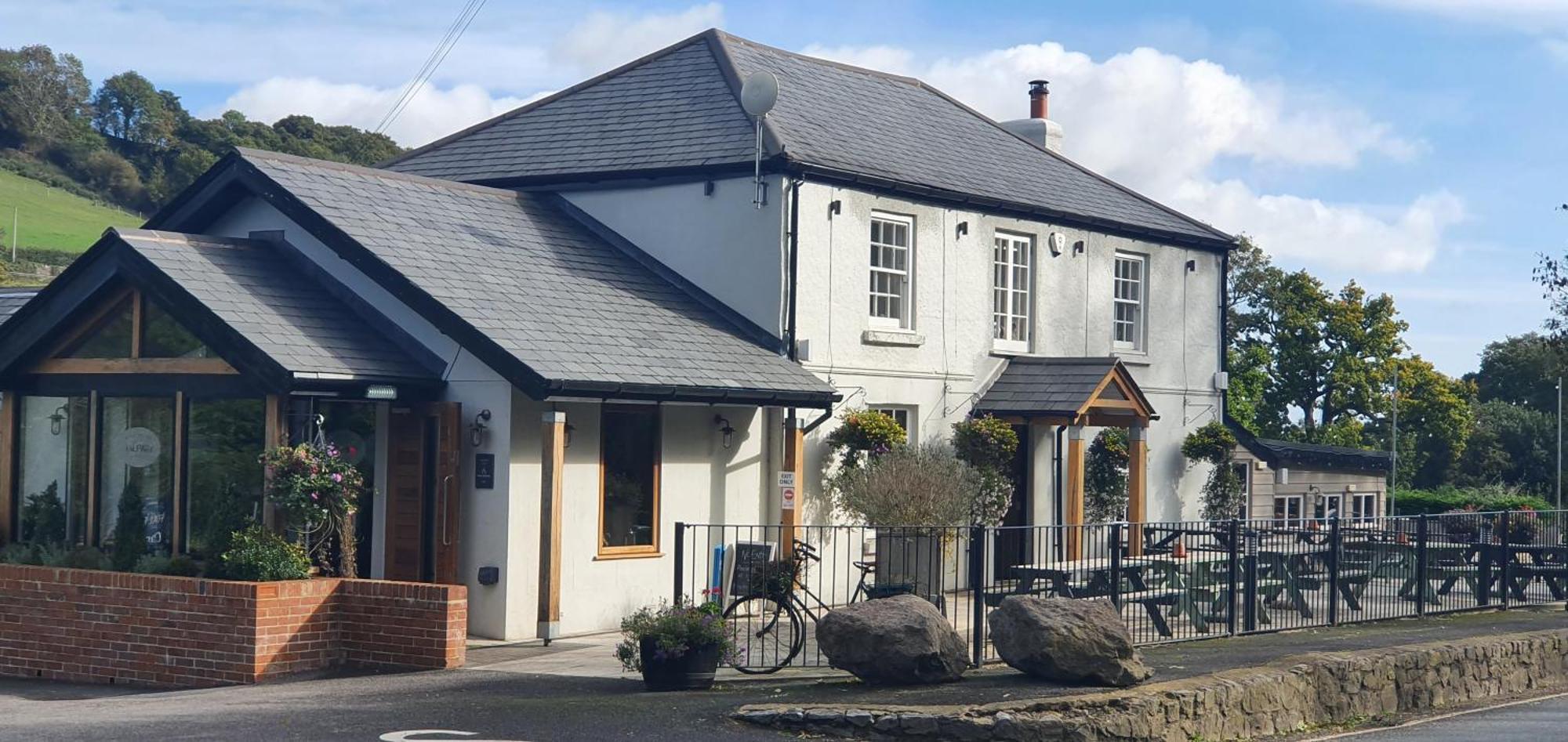 Dartmoor Halfway Inn نيوتن أبوت المظهر الخارجي الصورة